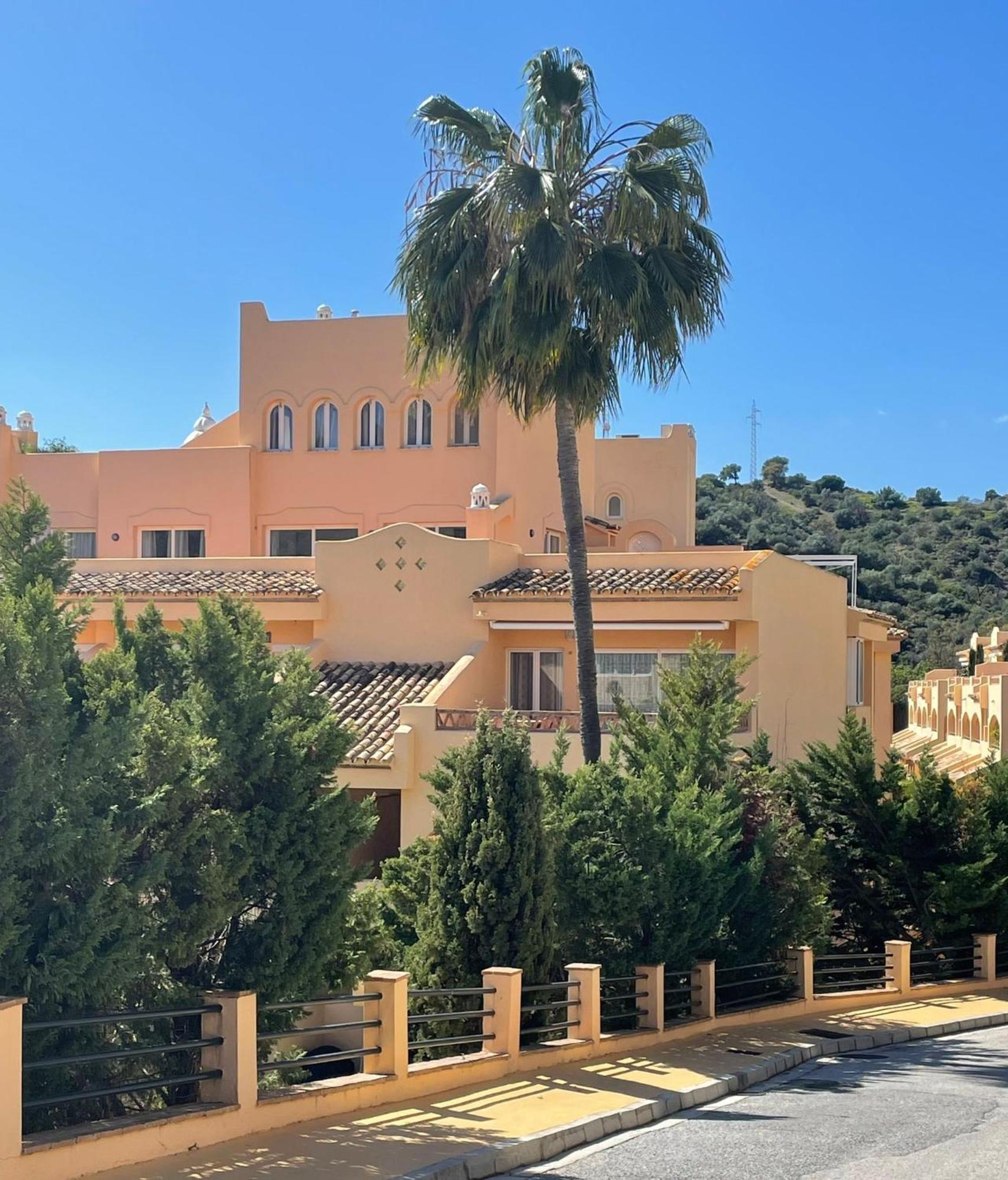 Santa Maria Village, Elviria, ماربيا المظهر الخارجي الصورة